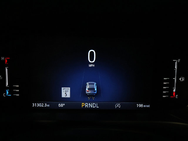 Used 2023 Ford Escape ST-Line w/ Tech Pack #1 AWD/4WD image 18