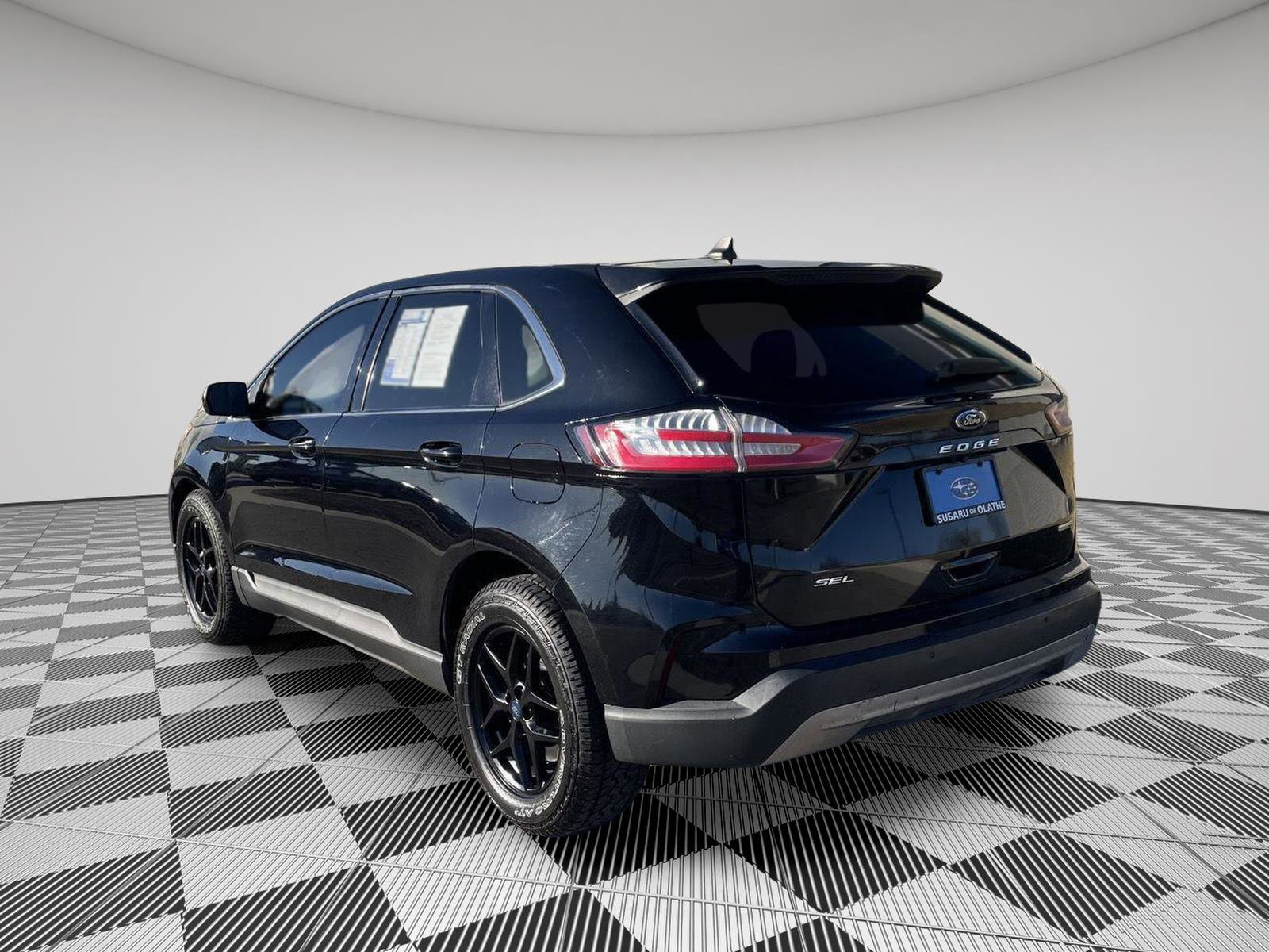 Used 2022 Ford Edge SEL image 5