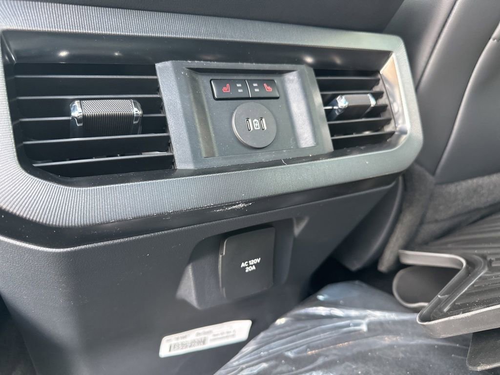 New 2026 Ford F250 Platinum image 43