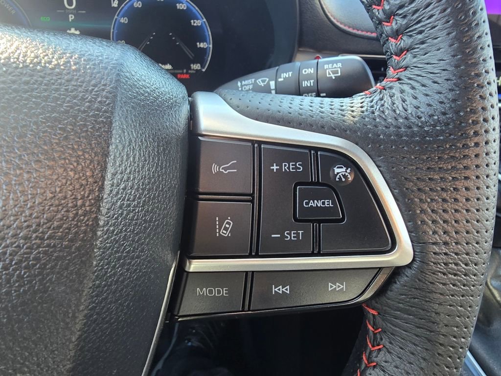 Certified 2025 Toyota Sienna XSE w/ XSE Plus Package image 24