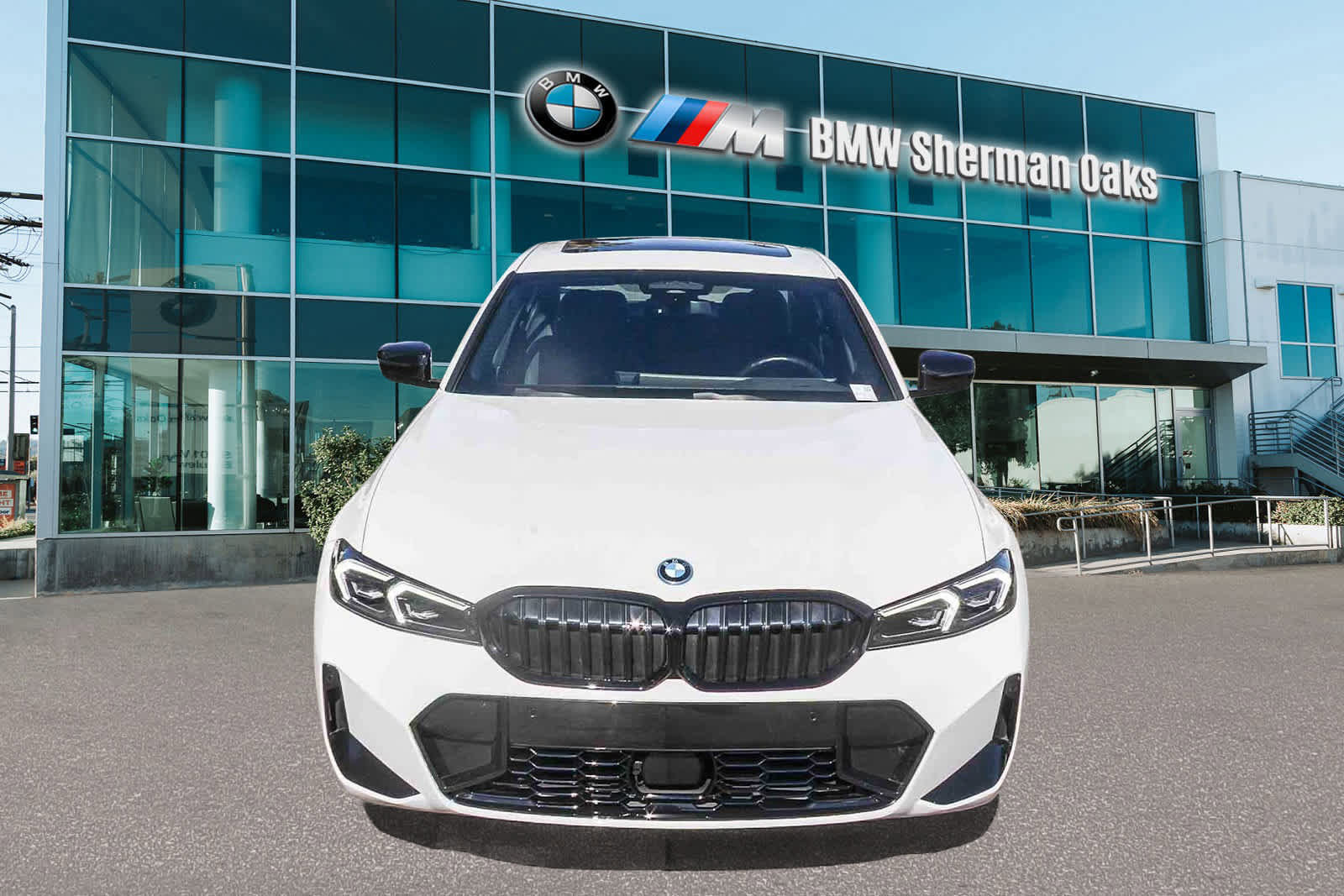 Certified 2023 BMW 330e w/ M Sport Package image 2