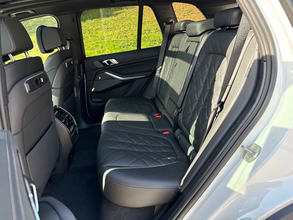 New 2026 BMW X5 xDrive50e image 23