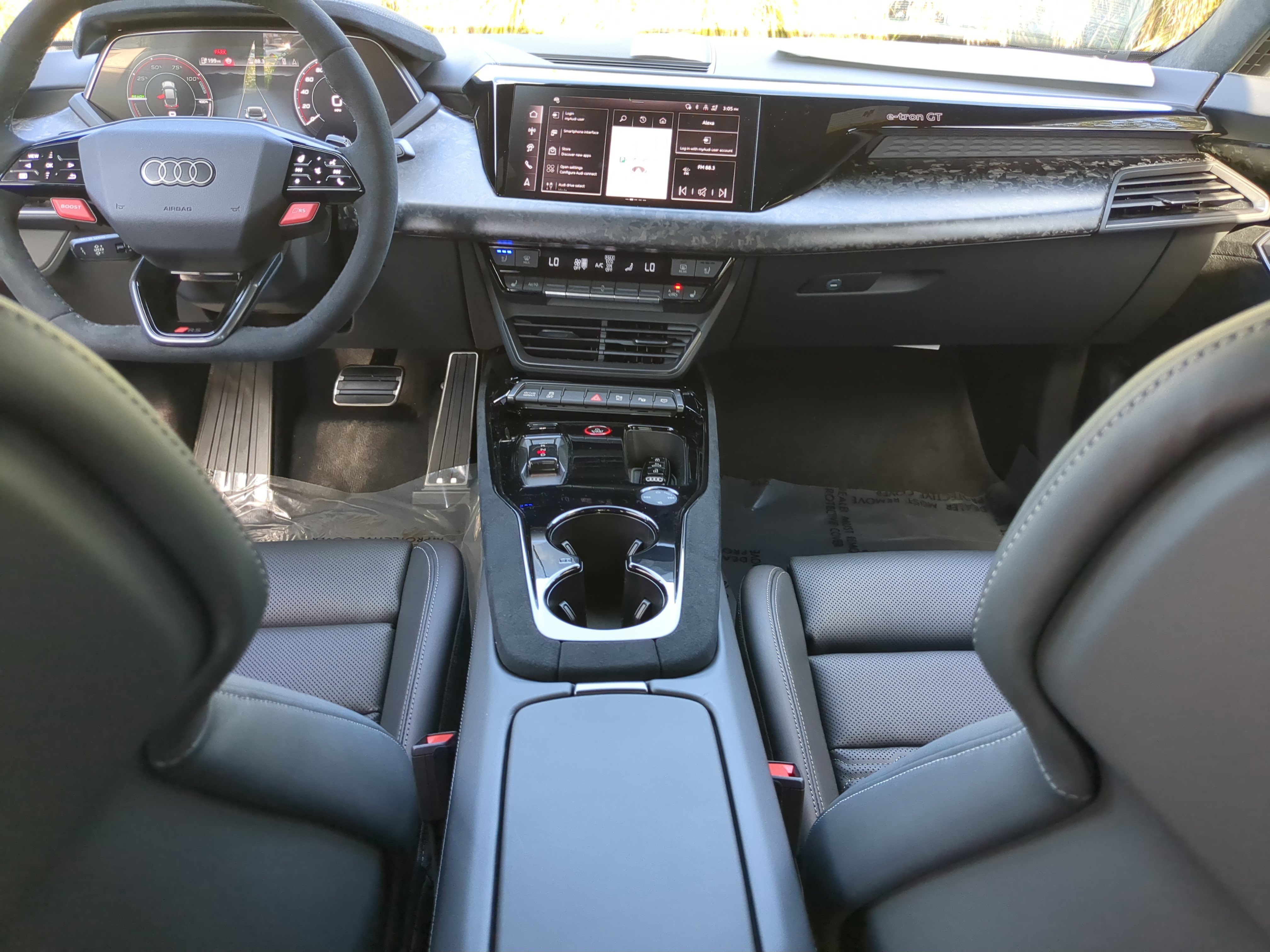 New 2026 Audi RS e-tron GT performance image 14