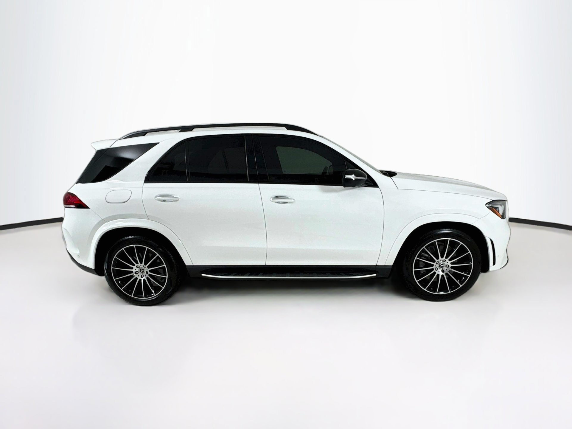 Used 2023 Mercedes-Benz GLE 450 4MATIC image 9