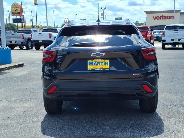 New 2026 Chevrolet Trax RS w/ Sunroof Package FWD image 6