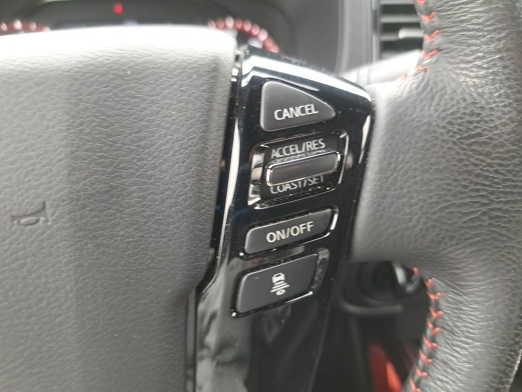 Used 2024 Nissan Frontier PRO-4X w/ Technology Package image 16