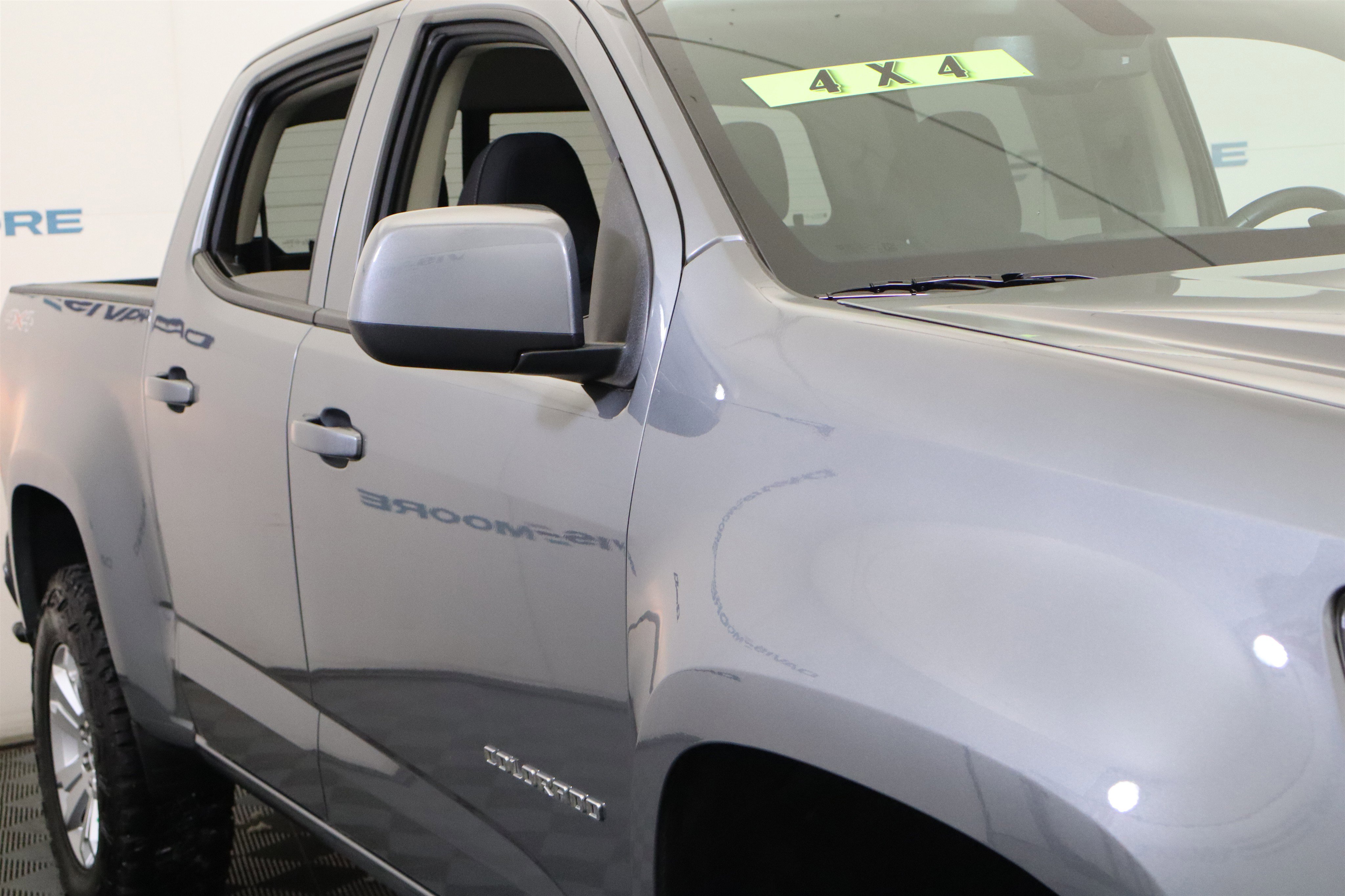 Used 2022 Chevrolet Colorado LT w/ LT Convenience Package image 3