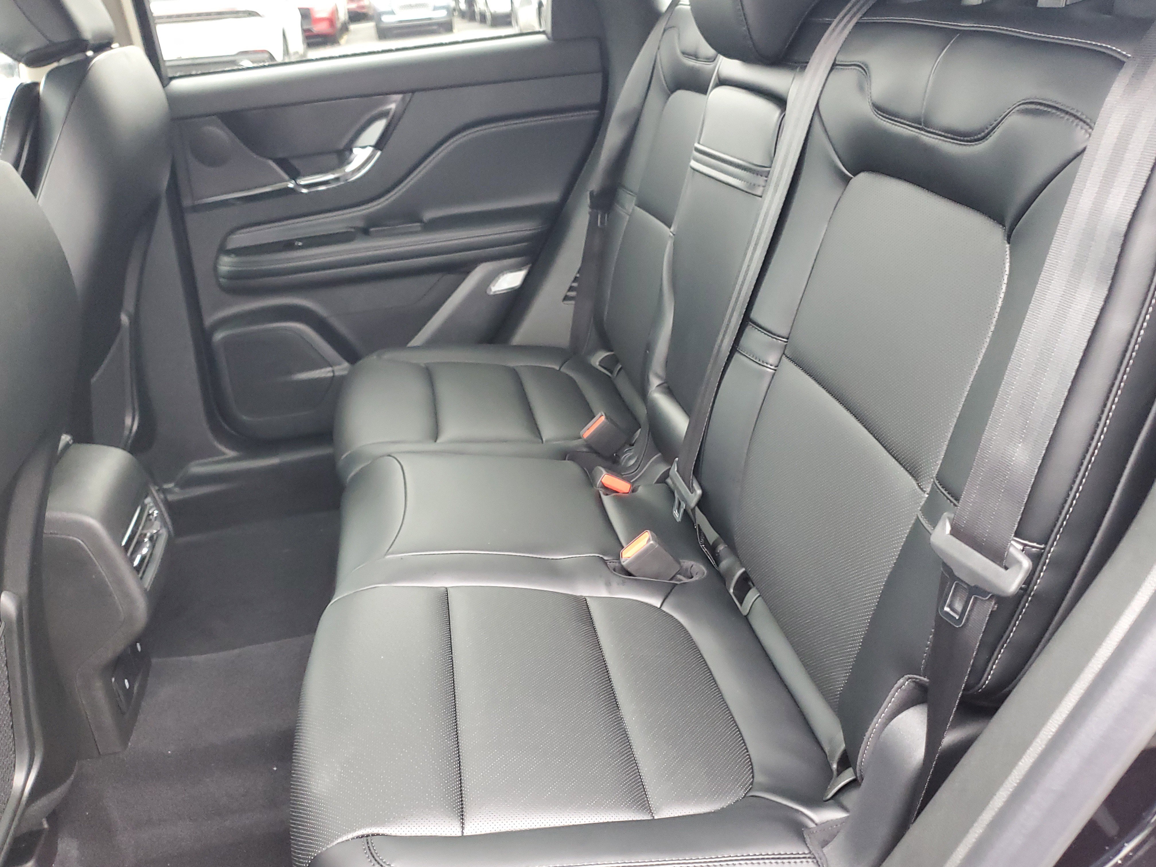 New 2026 Lincoln Corsair Premiere image 28