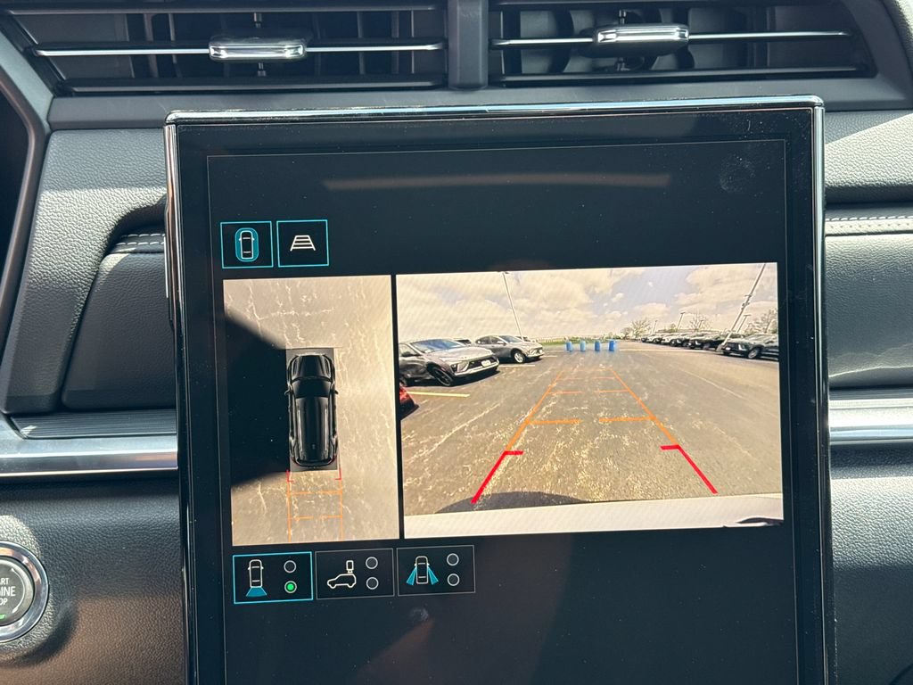 New 2026 GMC Terrain Elevation w/ Elevation Premium Package AWD/4WD image 25
