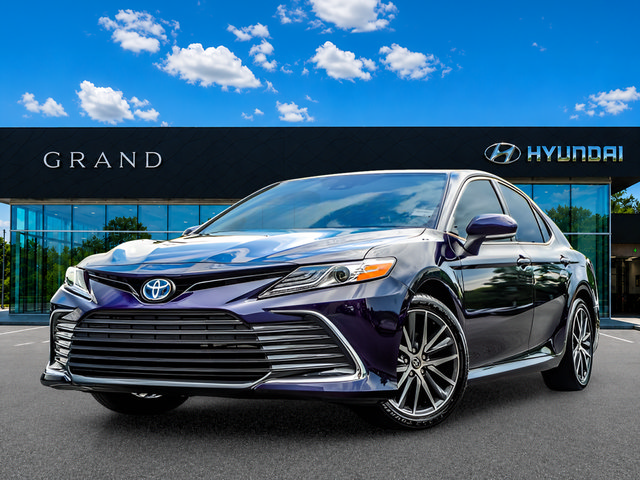Used 2022 Toyota Camry XLE