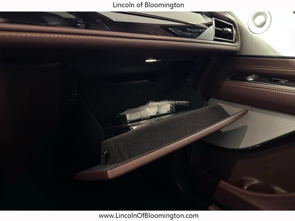 Certified 2023 Lincoln Aviator Black Label w/ Dynamic Handling Package AWD/4WD image 50