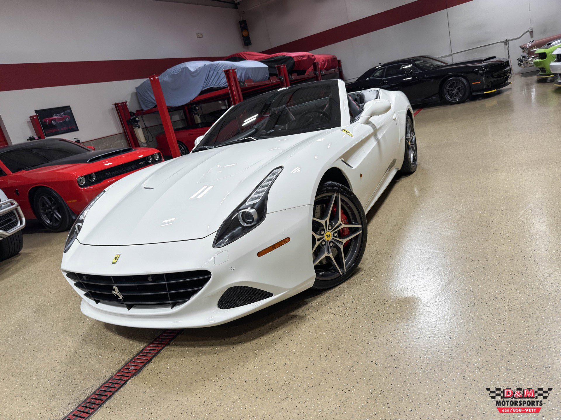 Used 2016 Ferrari California T image 39