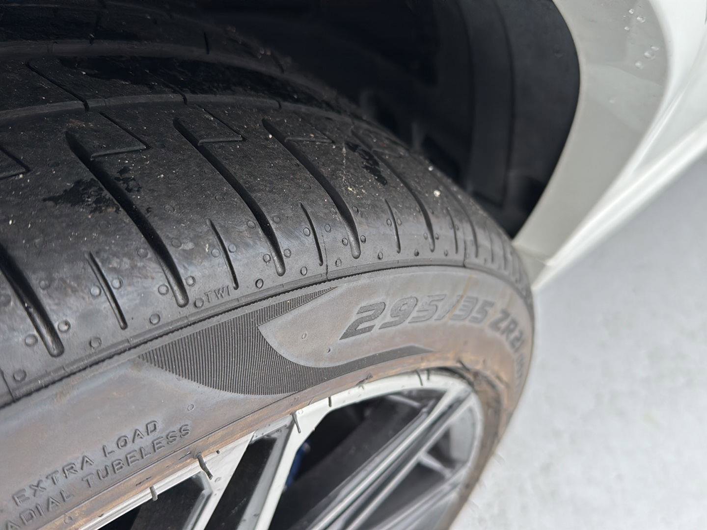 Used 2024 BMW X6 M Competition w/ Executive Package image 36