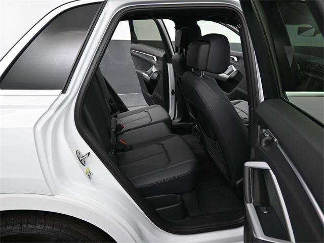 Certified 2025 Audi Q3 2.0T Premium Plus w/ Premium Plus Package image 35