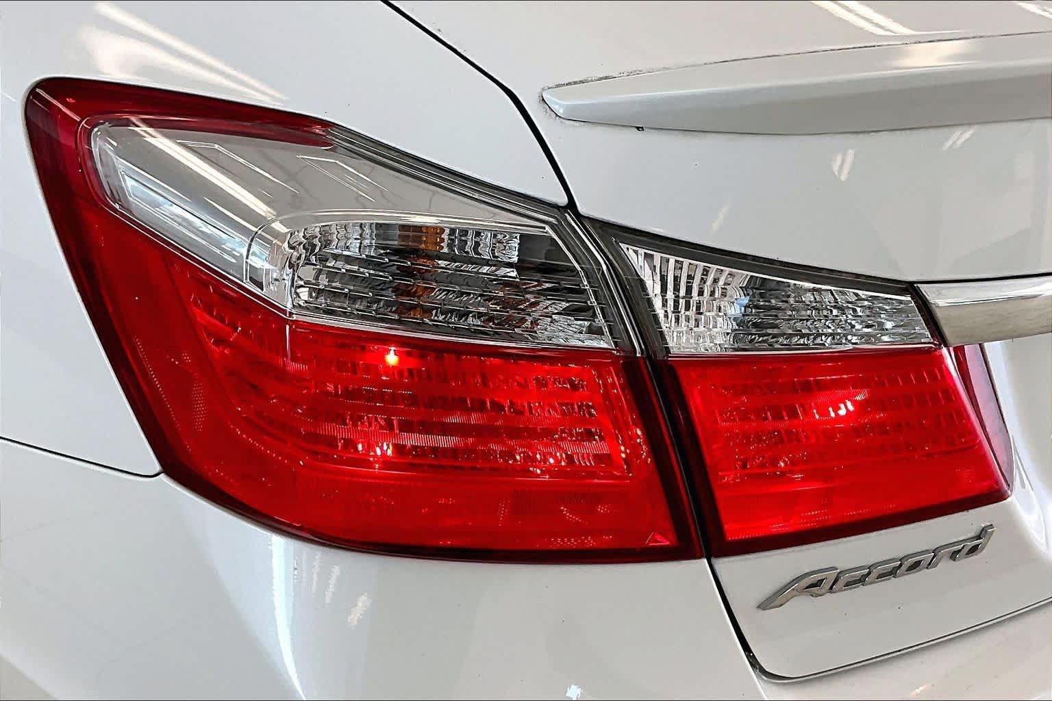 Used 2015 Honda Accord Sport image 27