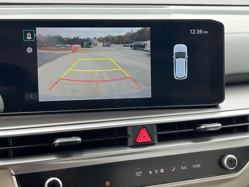 Certified 2025 Kia Sorento EX image 20