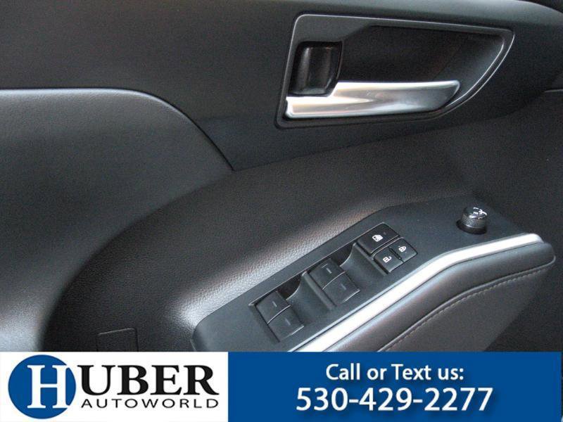 Used 2022 Toyota Highlander XLE image 4