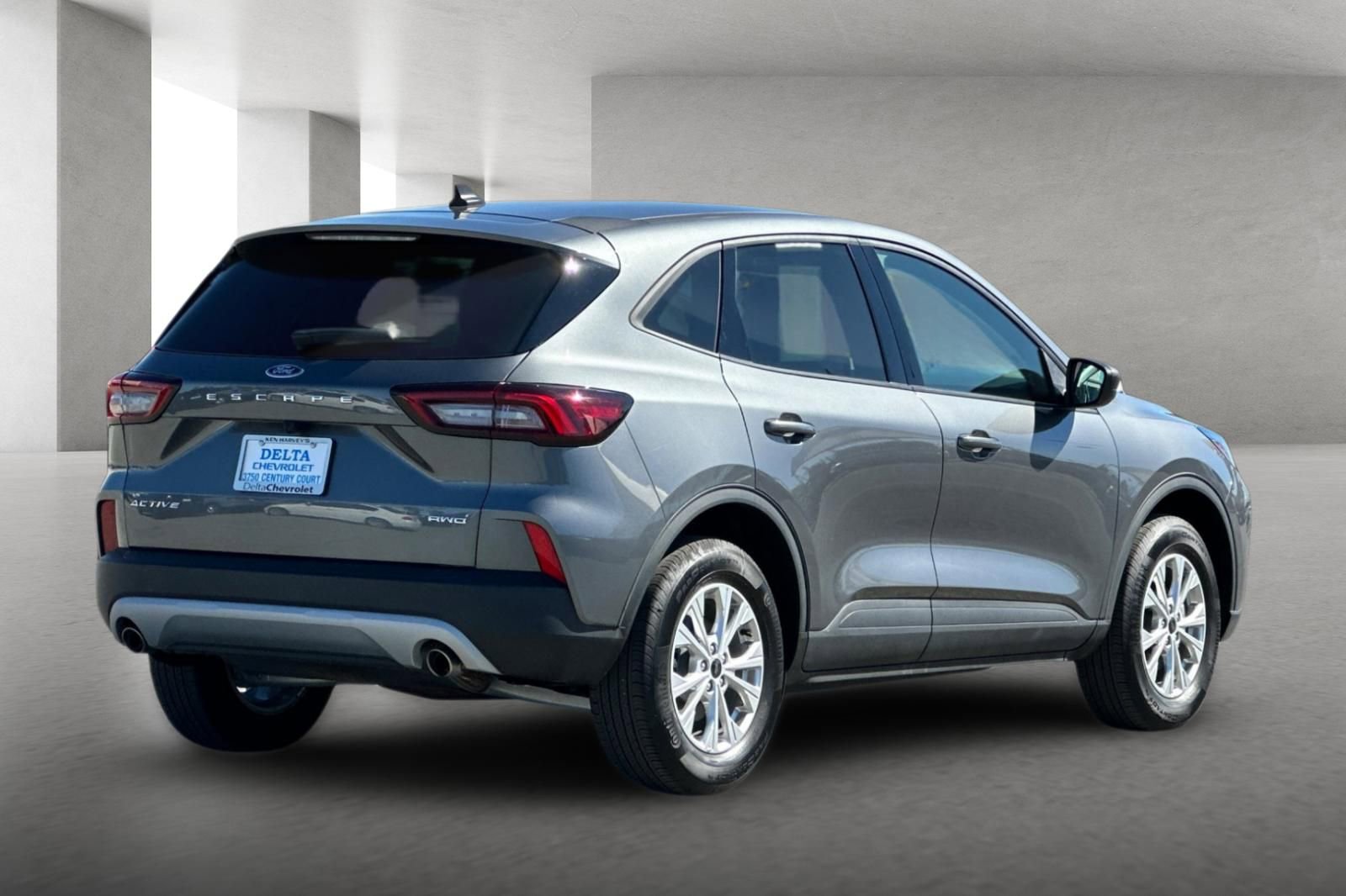 Used 2025 Ford Escape Active image 4