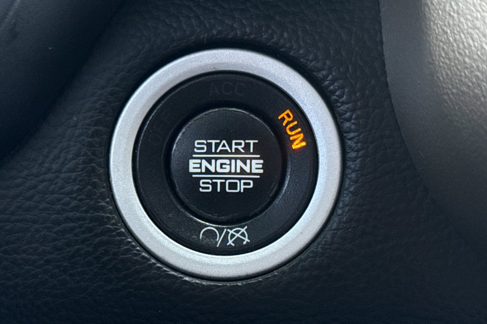 Used 2019 RAM 2500 Laramie image 26