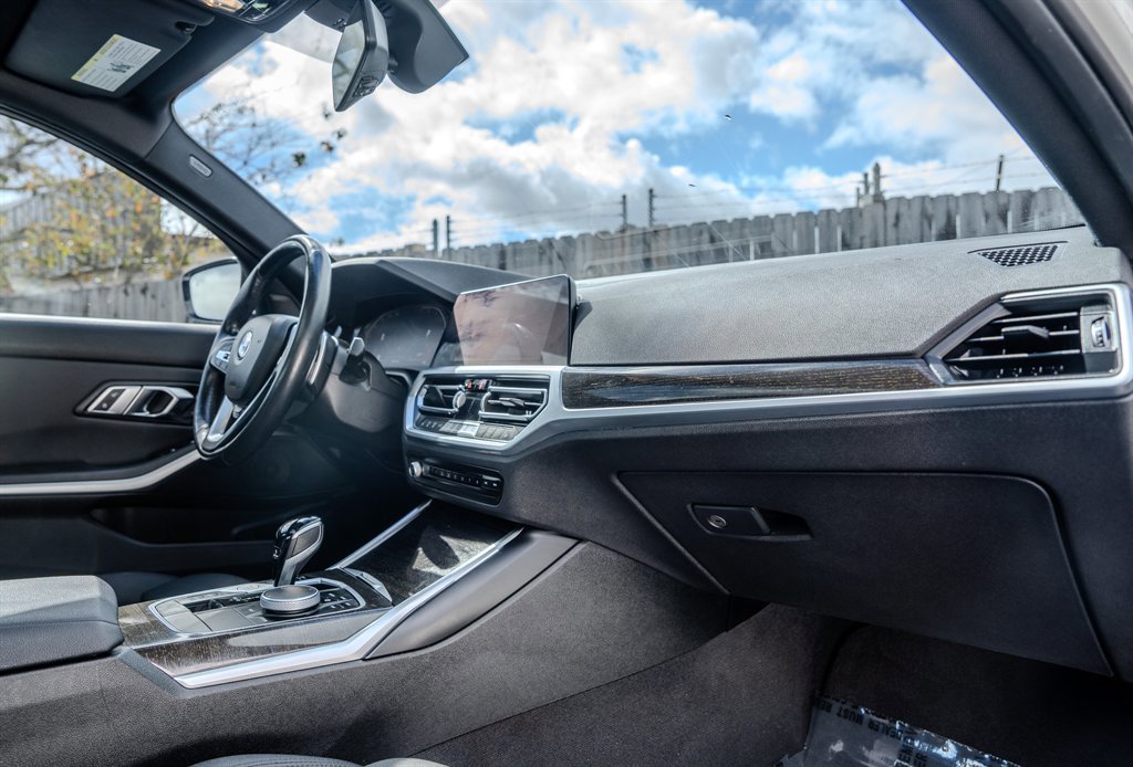 Used 2020 BMW 330i Sedan image 33