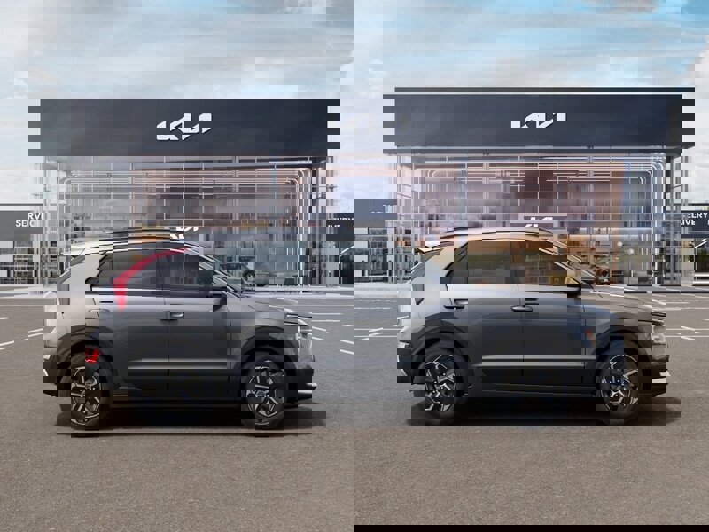 New 2026 Kia Niro LX image 7