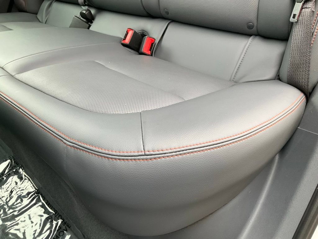 Used 2017 Chevrolet Bolt Premier FWD image 27