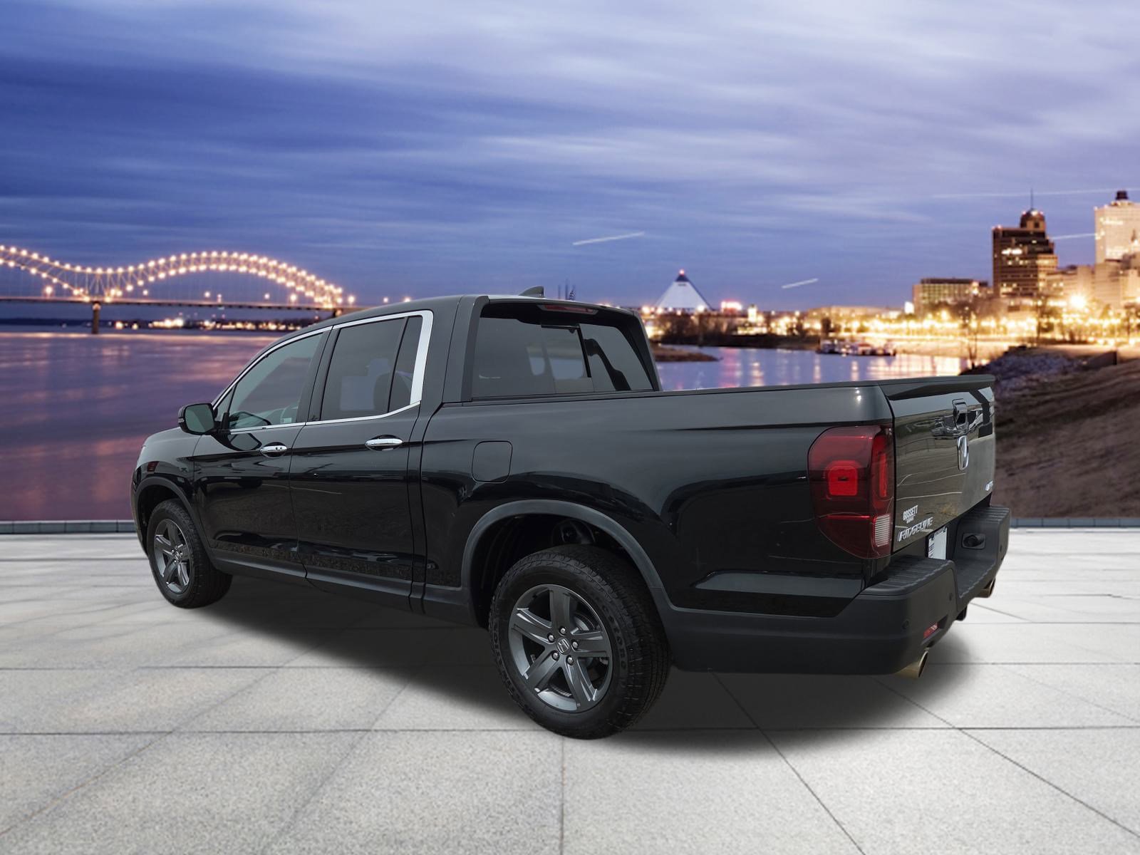 Used 2023 Honda Ridgeline RTL-E image 3