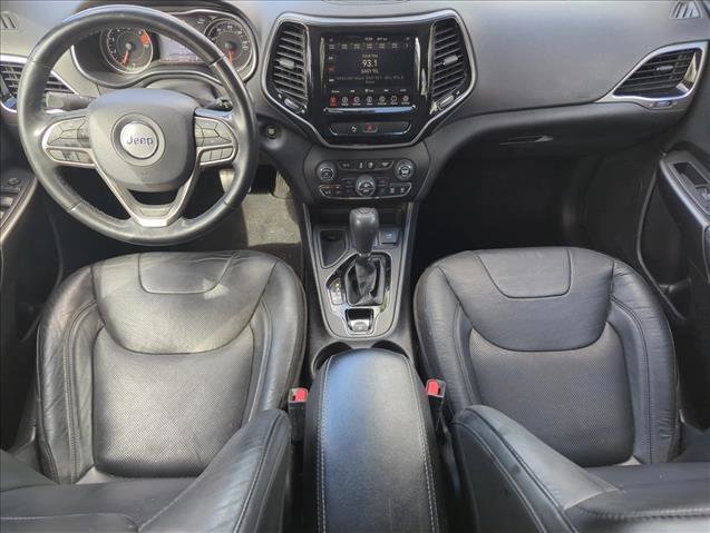 Used 2020 Jeep Cherokee Limited image 16