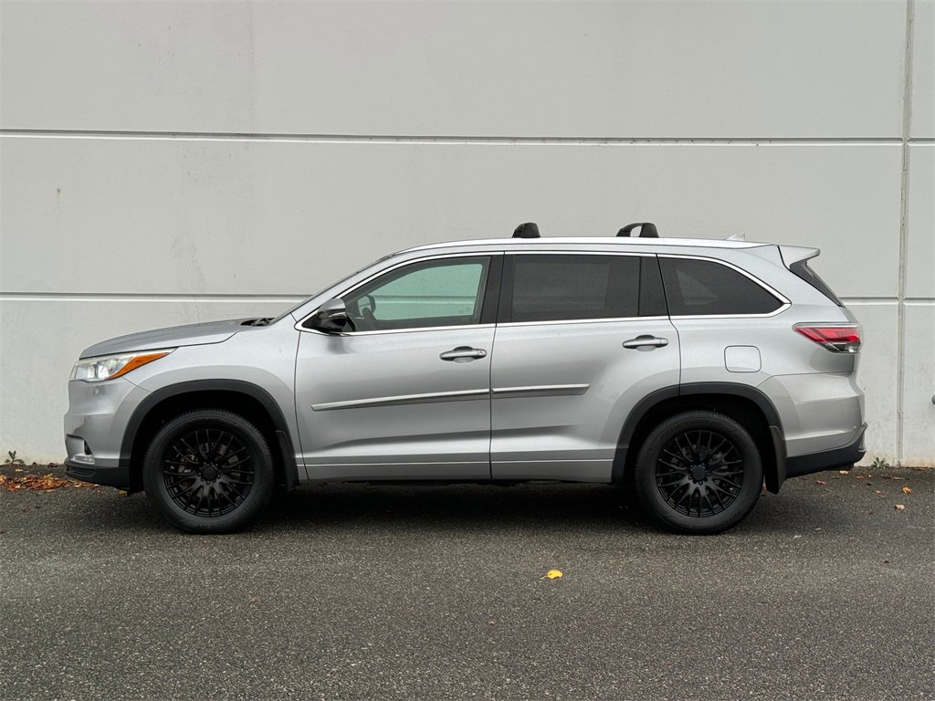 Used 2014 Toyota Highlander Limited image 4