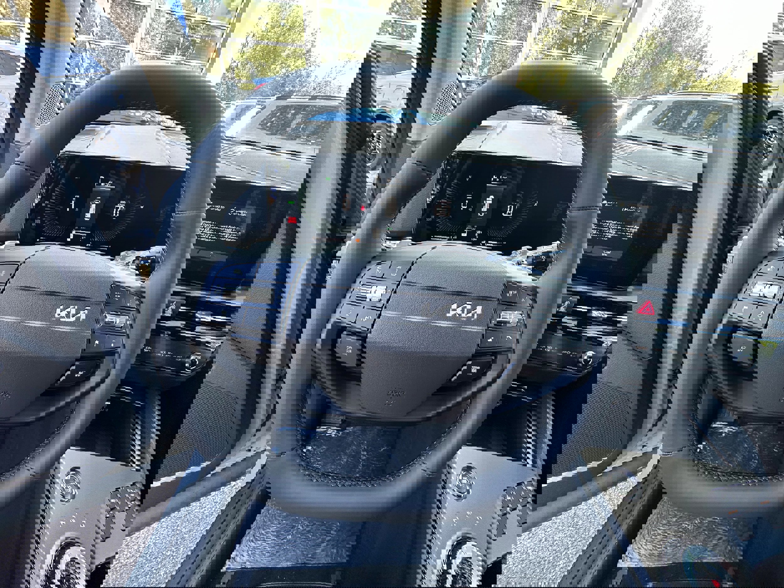 New 2026 Kia Sportage EX image 40