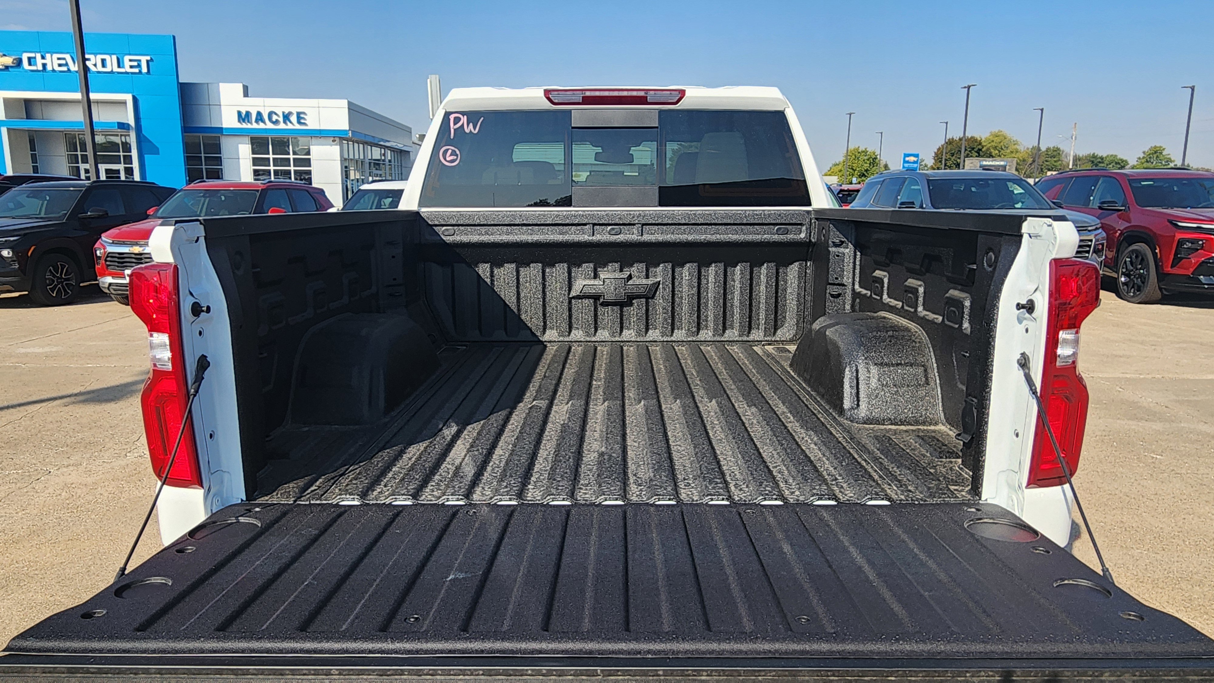 New 2026 Chevrolet Silverado 1500 LTZ w/ Z71 Off-Road Package image 7