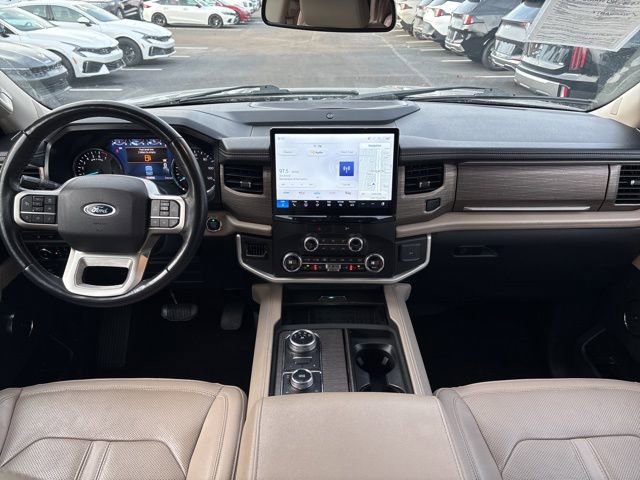 Used 2023 Ford Expedition Max Limited image 32