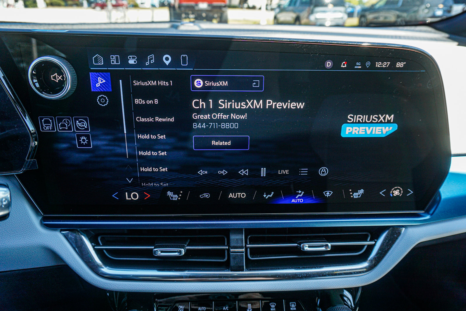 New 2026 Chevrolet Equinox EV LT FWD image 35