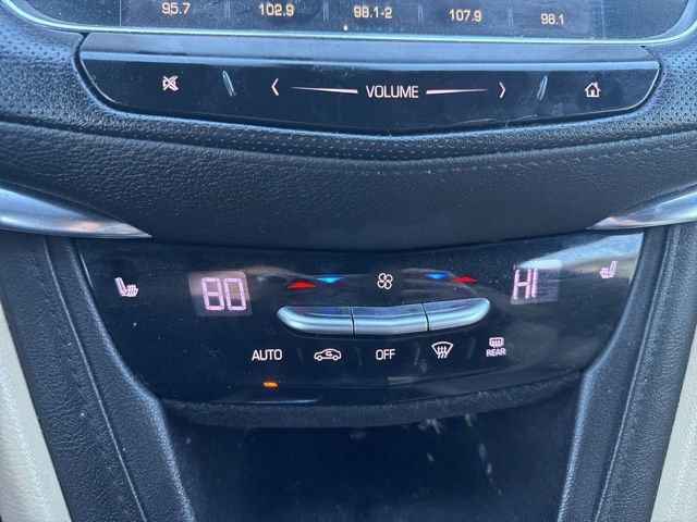 Used 2019 Cadillac XT5 Luxury image 25