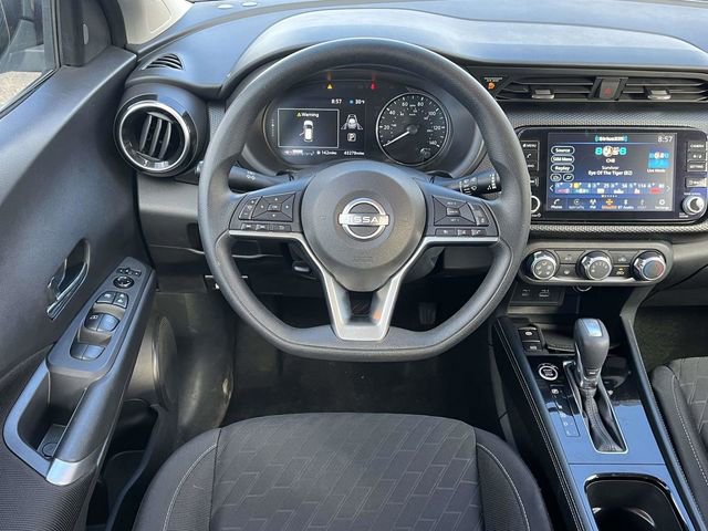 Used 2023 Nissan Kicks SV image 17