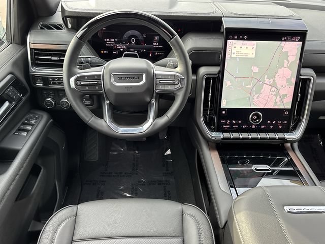 Used 2026 GMC Yukon Denali w/ Denali Reserve Package AWD/4WD image 13