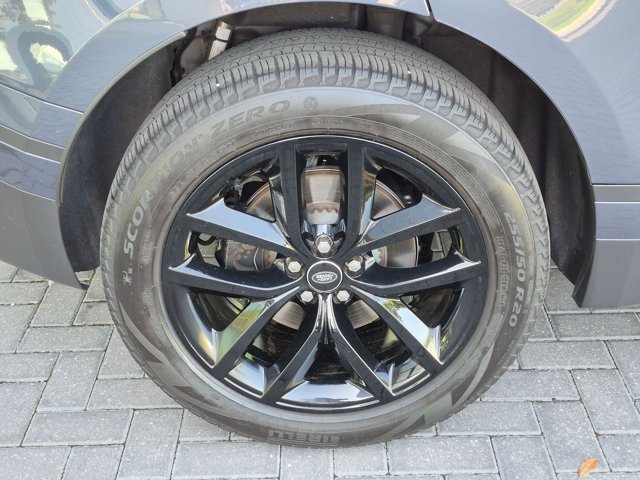 Certified 2026 Land Rover Range Rover Velar S AWD/4WD image 25