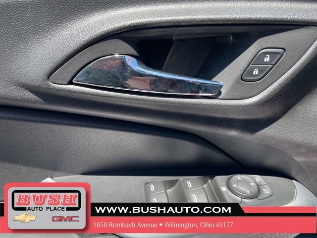 Used 2024 Chevrolet Trax RS FWD image 14