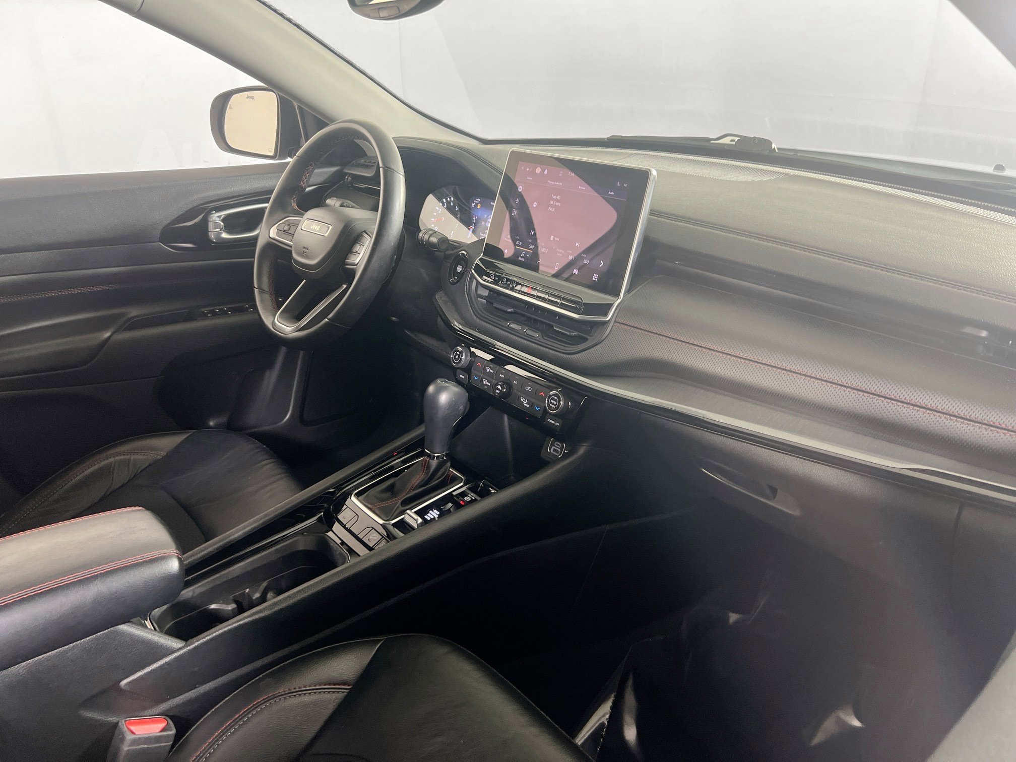 Used 2022 Jeep Compass Trailhawk w/ Trailhawk Convenience Group image 26