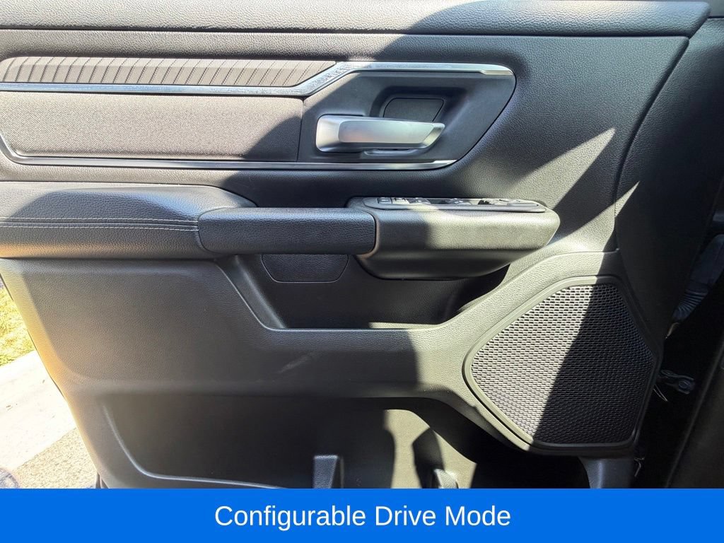 Used 2025 RAM 1500 Big Horn AWD/4WD image 33
