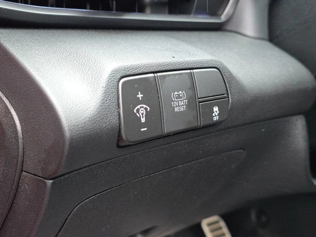 Certified 2025 Hyundai Elantra SEL FWD image 23