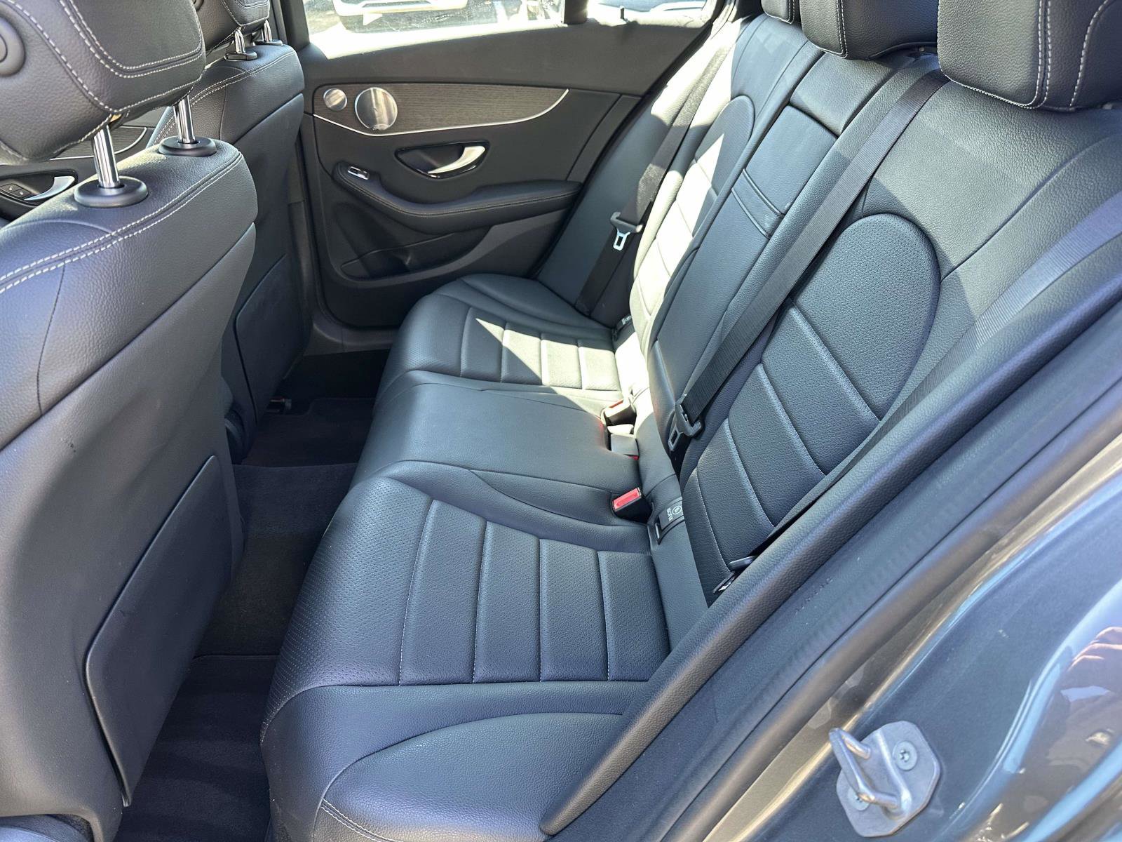 Used 2021 Mercedes-Benz C 300 4MATIC Sedan w/ Premium Package image 18