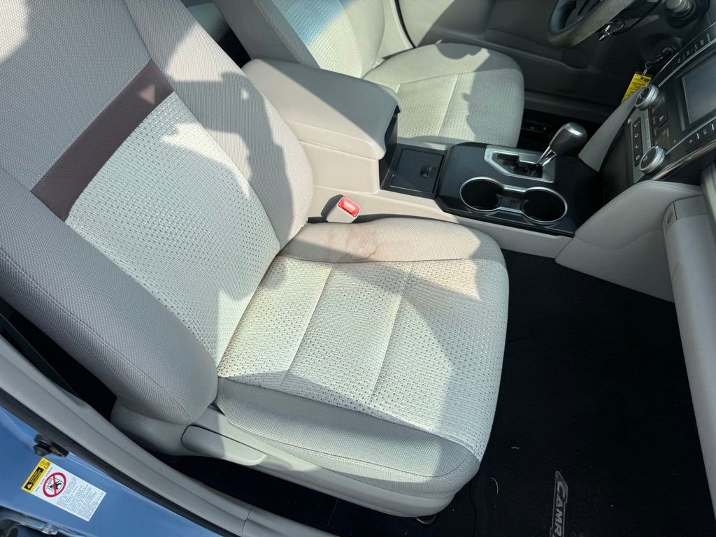 Used 2012 Toyota Camry LE image 44