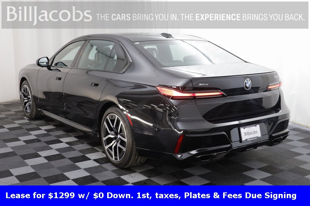 Certified 2025 BMW 760i xDrive 760i xDrive w/ Executive Package image 18