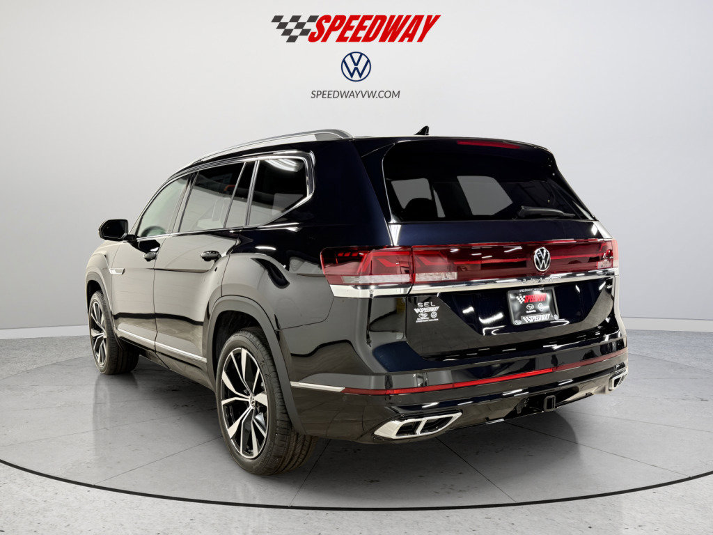 Used 2025 Volkswagen Atlas SEL Premium R-Line image 5