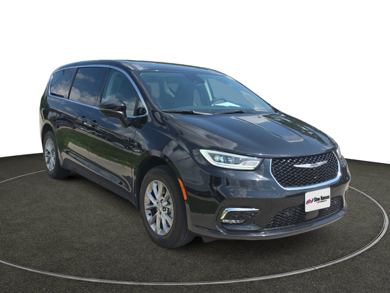 Used 2023 Chrysler Pacifica Touring-L AWD/4WD image 9