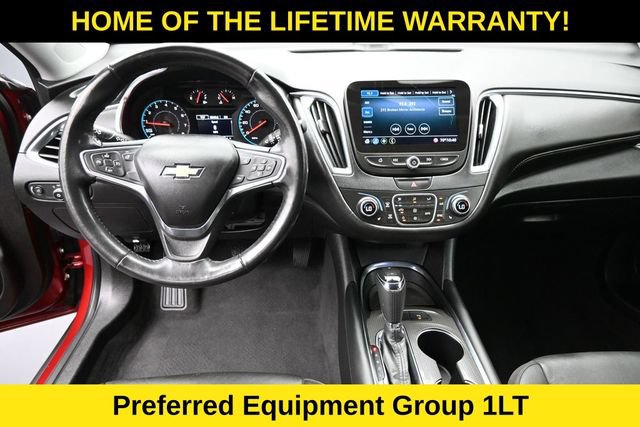 Used 2019 Chevrolet Malibu LT w/ Leather Package FWD image 15