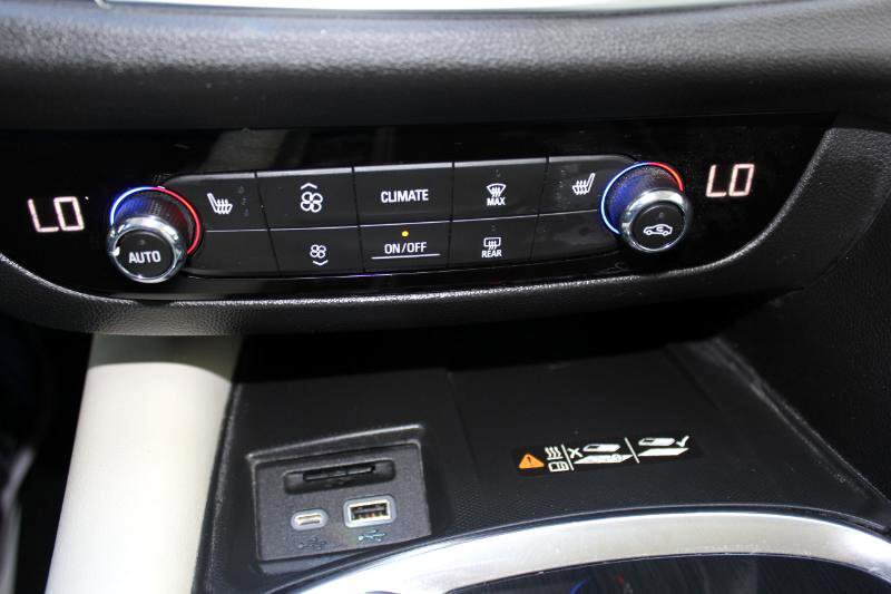 Used 2023 Buick Enclave Essence w/ Sound and Sites Package image 42