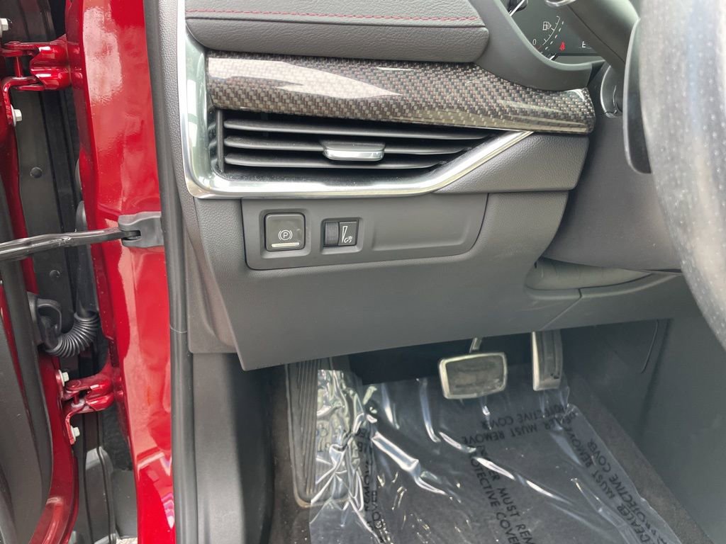 Used 2021 Cadillac XT4 Sport image 9