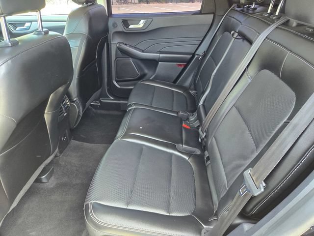Certified 2022 Ford Escape SEL w/ Technology Package FWD image 12
